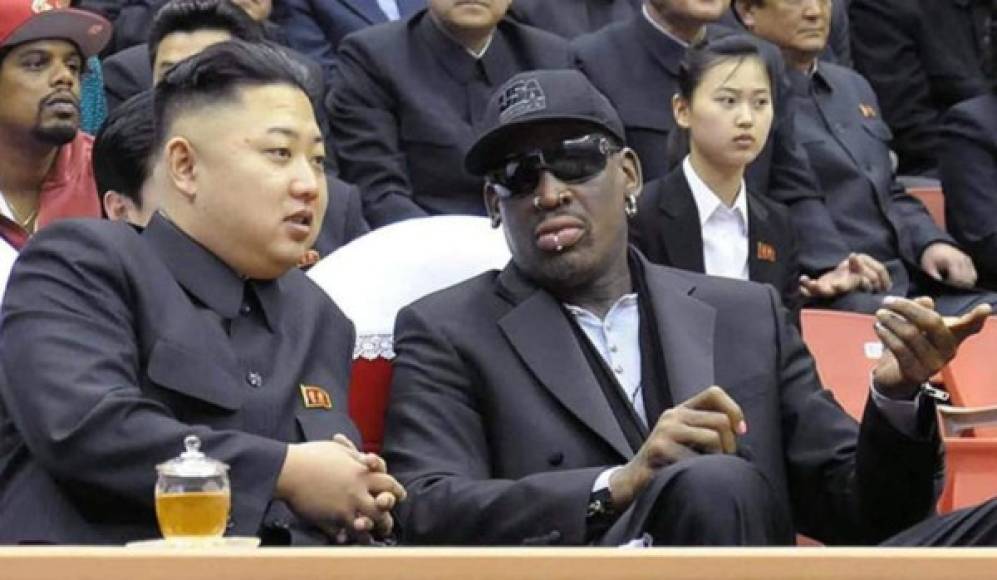 Dennis Rodman, una de las grandes estrellas de la NBA durante la década de los 90, es uno de los mejores amigos del líder Kim Jong-un y en las últimas horas ha causado revuelo al confesar cómo es que nació la amistad con el coreano.
