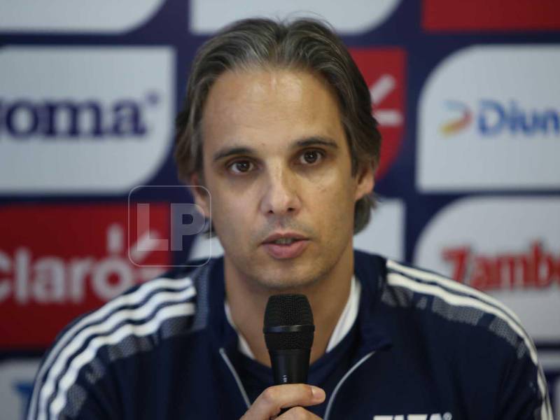El exgoleador Nuno Gomes es consultor de la FIFA.
