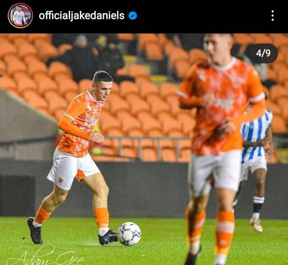 El futbolista ha recibido mensajes de apoyo en sus redes sociales tras declararse homosexual.