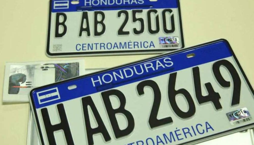 Congreso Nacional aprueba prórroga para que propietarios de vehículos reclamen nueva placa