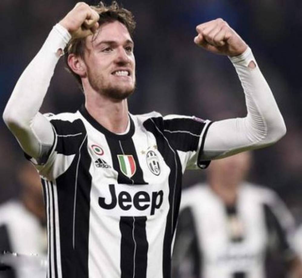Daniele Rugani: El defensor de 24 años de edad será otro de los que dejará a la Juventus si Paul Pogba llega a regresar al club italiano.