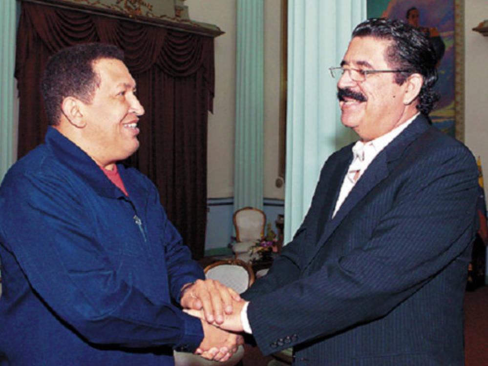 Hugo Chávez dijo “he dado mucho dinero” a Honduras, según Romeo Vásquez