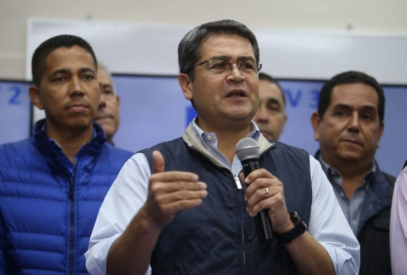 $!Juan Orlando Hernández, actual mandatario y candidato por el Partido Nacional.