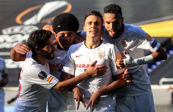 El Sevilla logró meterse a los cuartos de final tras superar a la Roma. Foto AFP