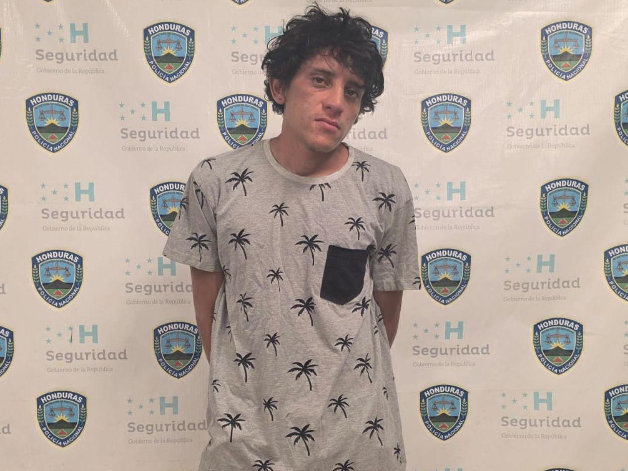 Capturan a joven en Choloma por tráfico de drogas y porte ilegal de armas