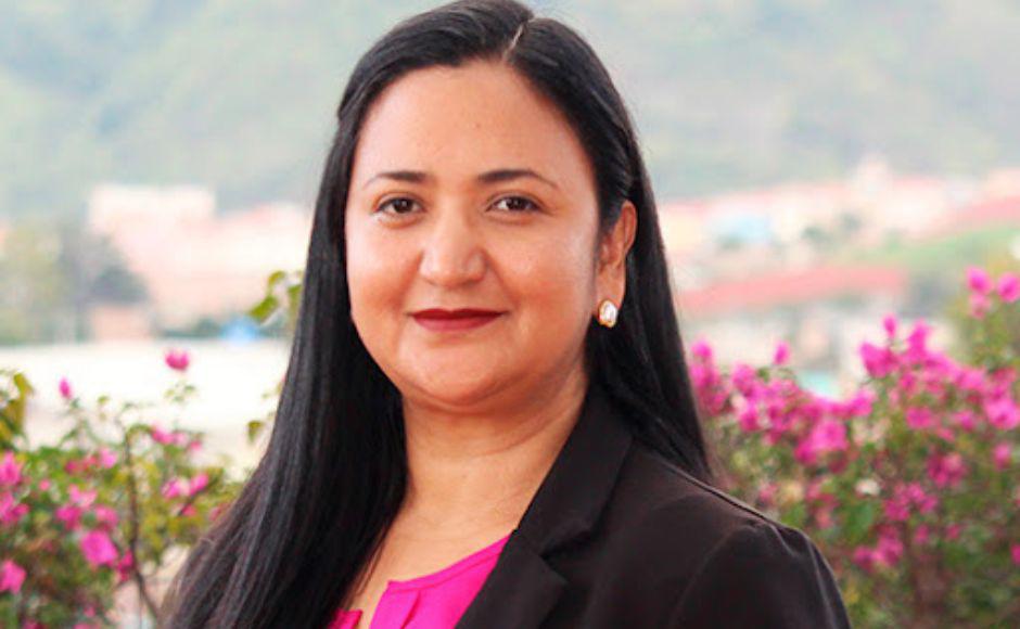 $!A paso lento obras por millonaria deuda del gobierno a constructoras