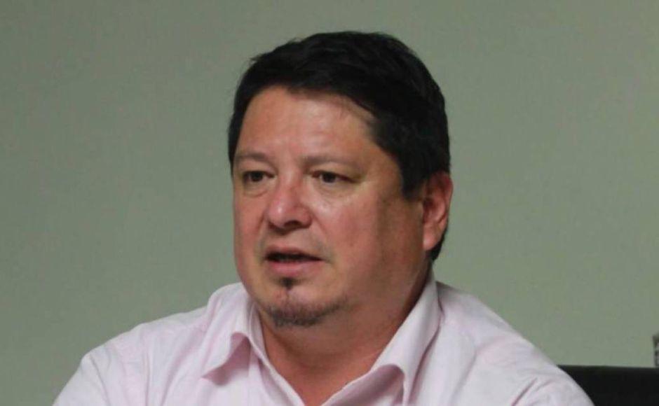 $!A paso lento obras por millonaria deuda del gobierno a constructoras