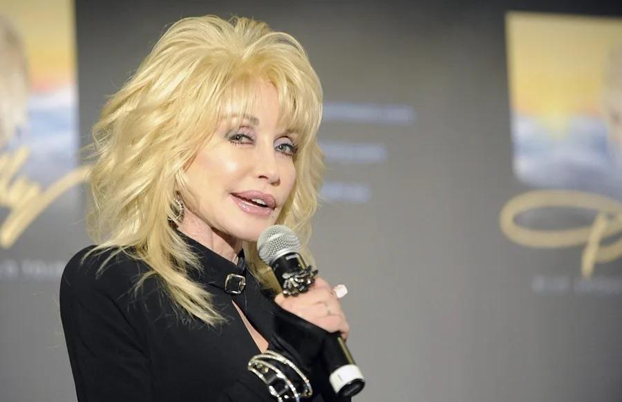El aeropuerto de Nashville será nombrado Dolly Parton, en honor a la cantante