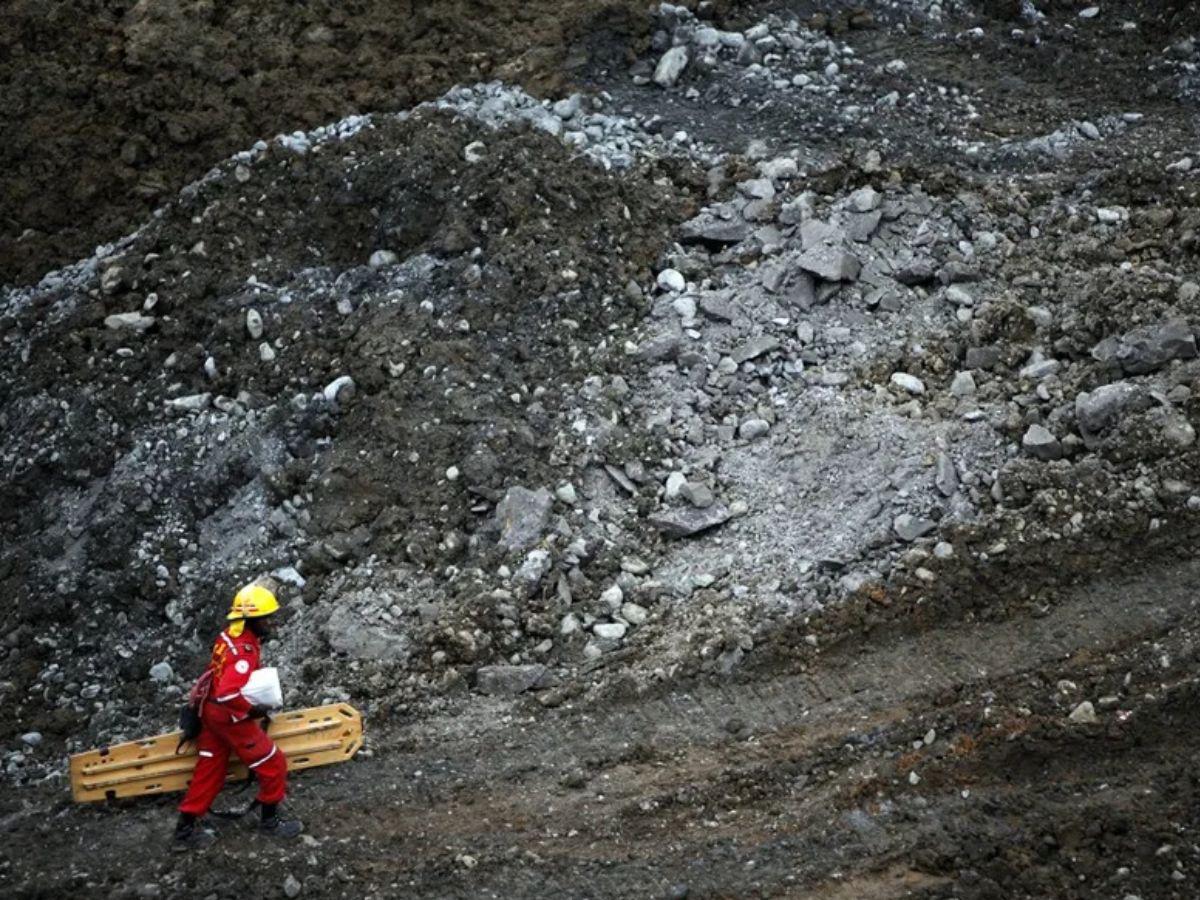 Al menos nueve muertos por un deslizamiento de tierra en una mina de oro en Colombia