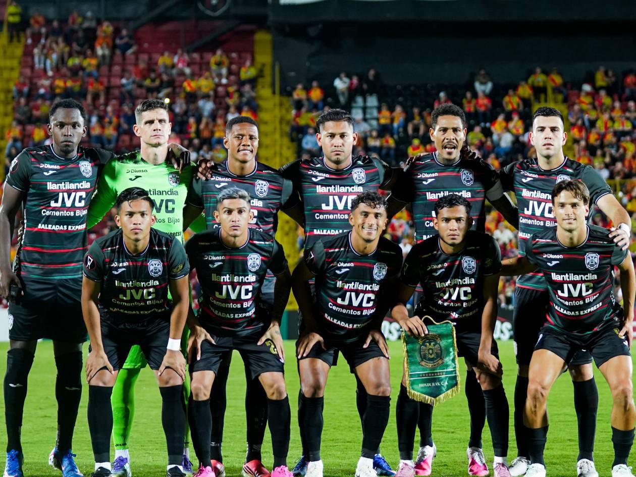 Marathón resiste en Costa Rica y rescata un valioso empate ante Herediano en la Copa Centroamericana