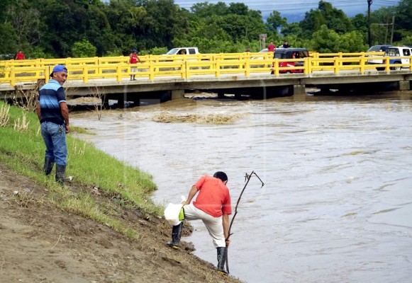 $!La Lima se inunda por cuarta vez en 20 días