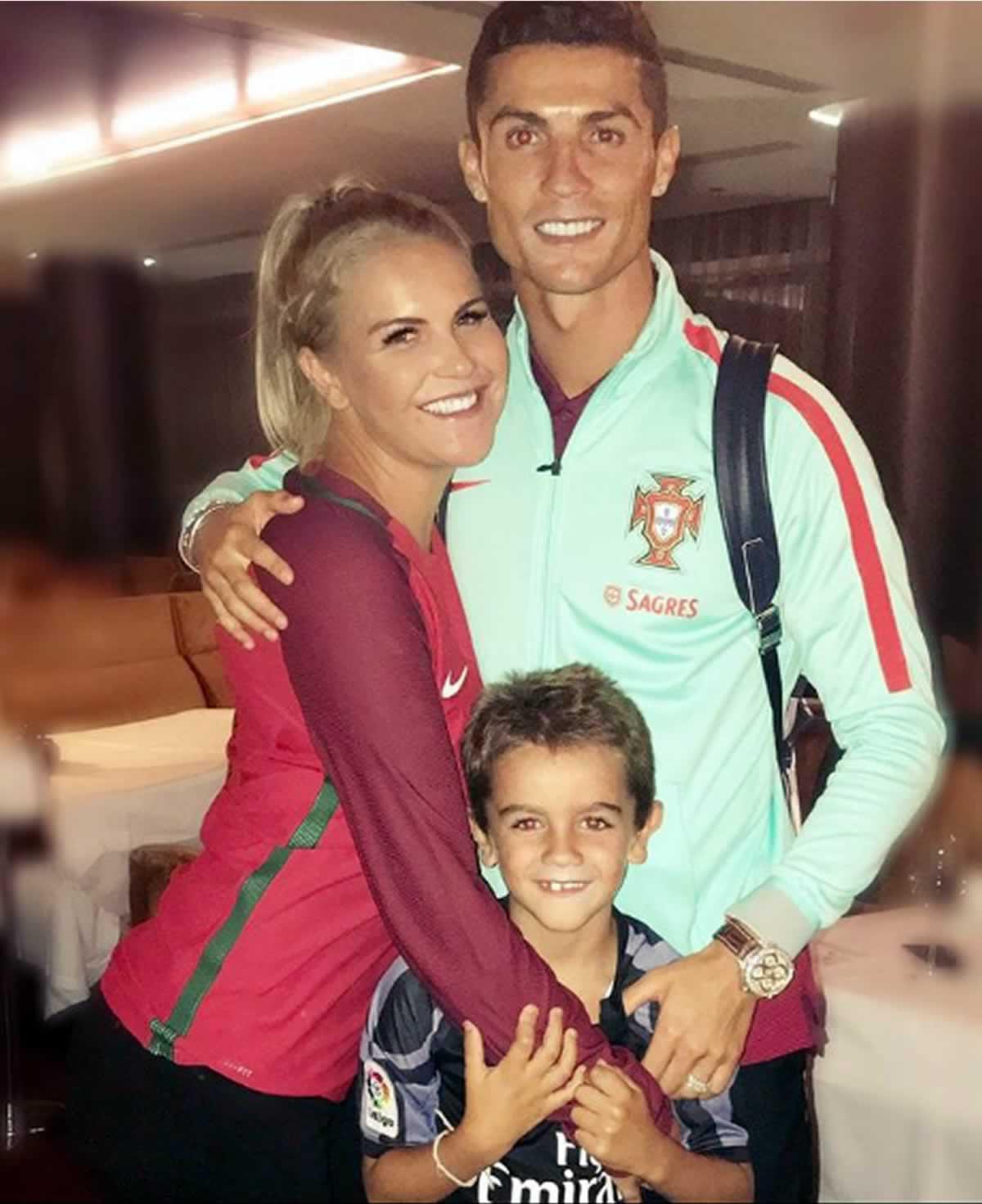 Ella es Kátia Aveiro, la hermana de Cristiano Ronaldo.