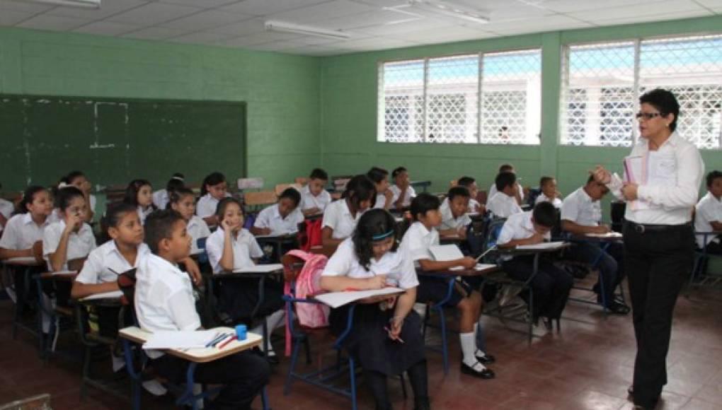 Hay más de 4,500 escuelas unidocentes en Honduras.
