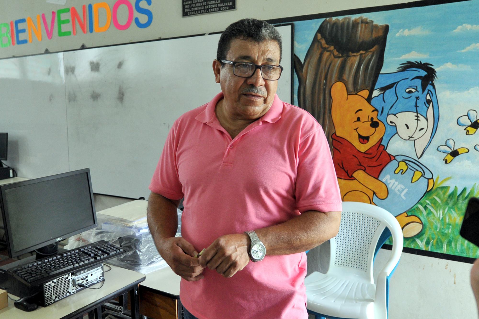 $!Escuelas tienen computadoras sin internet: Cómo podemos avanzar si tenemos esa limitante