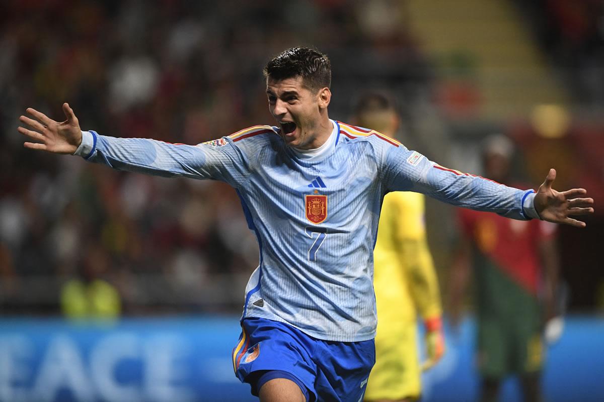 La felicidad de Álvaro Morata tras marcar el gol de la clasificación de España.