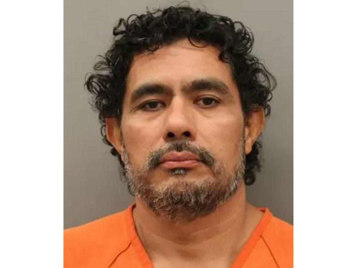 Jesús Varela habría asesinado a su pareja mientras dormía en Texas; pidió ayuda a su sobrino