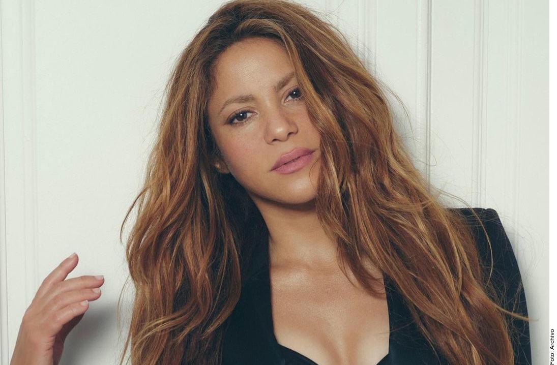 Tras su ruptura con Piqué, Shakira reapareció la semana pasada junto a su padre, quien salió del hospital tras una grave caída.