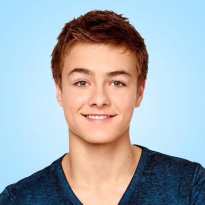 Conoce #39 El mundo de Riley #39 la nueva serie de Disney Channel