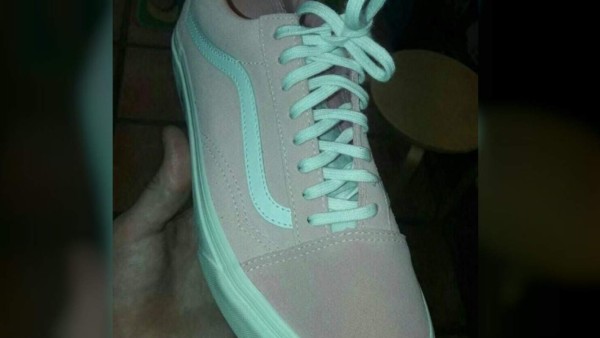 Test mental: ¿De qué color ves los tenis? Tu respuesta revela que lado del  cerebro usas - Diario La Prensa