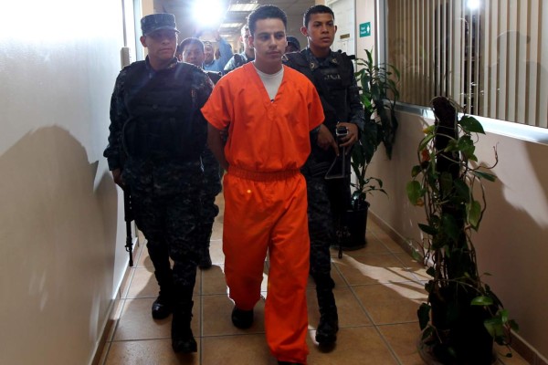AP DetenciÃ3n judicial dictÃ3 el juez de lo penal en contra de Marvin Noel Andino MascareÃ±o, presunto responsable del asesinato del ingeniero Alfredo Landaverde. 04 Sept 2012