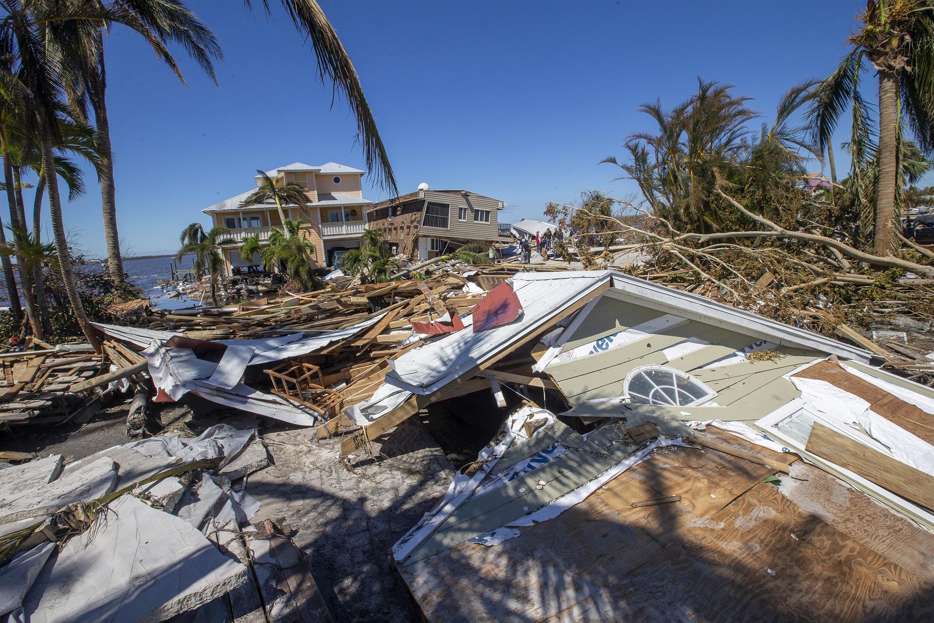 La costa suroeste, por donde entró Ian como huracán de categoría 4, es la zona de mayor impacto, “la zona cero”, como la llamó este viernes el gobernador de Florida, Ron DeSantis.